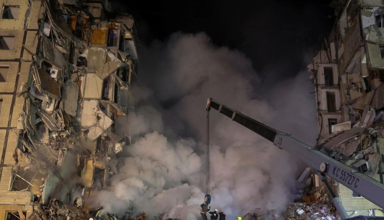 Rusia lanza 'ataque masivo' a un nueva región de Ucrania, el combate se extiende