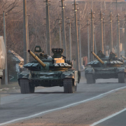 Ucrania destruye dos puentes rusos clave para la ofensiva del Kremlin