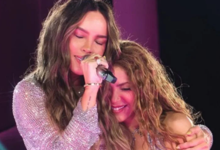 Shakira y Belinda cantan juntas en concierto de CDMX