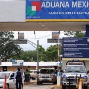 Colapsan aduanas en EU por nuevos aranceles de Trump