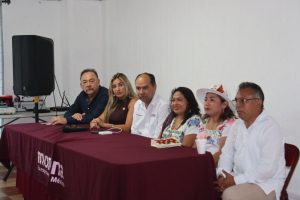 Funcionarios y representantes de Morena reafirman su compromiso con los migrantes yucatecos durante el evento de instalación de la Coordinadora de Mexicanos en el Exterior en el CEE Yucatán.