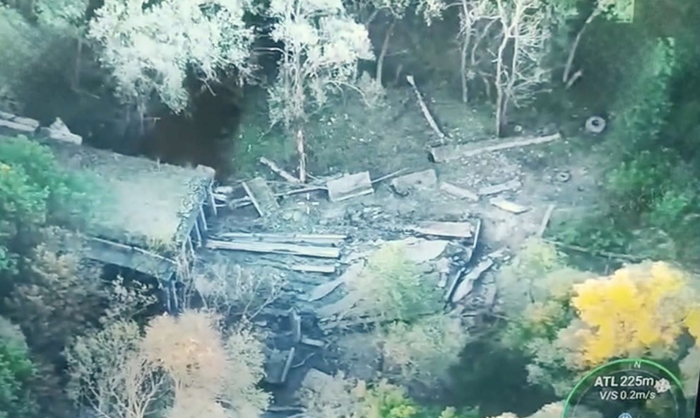 Rusia destruye importante puente de Ucrania en una ofensiva secreta
