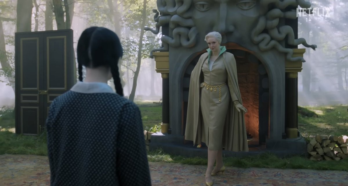 El regreso de Larissa Weems y su misterioso papel