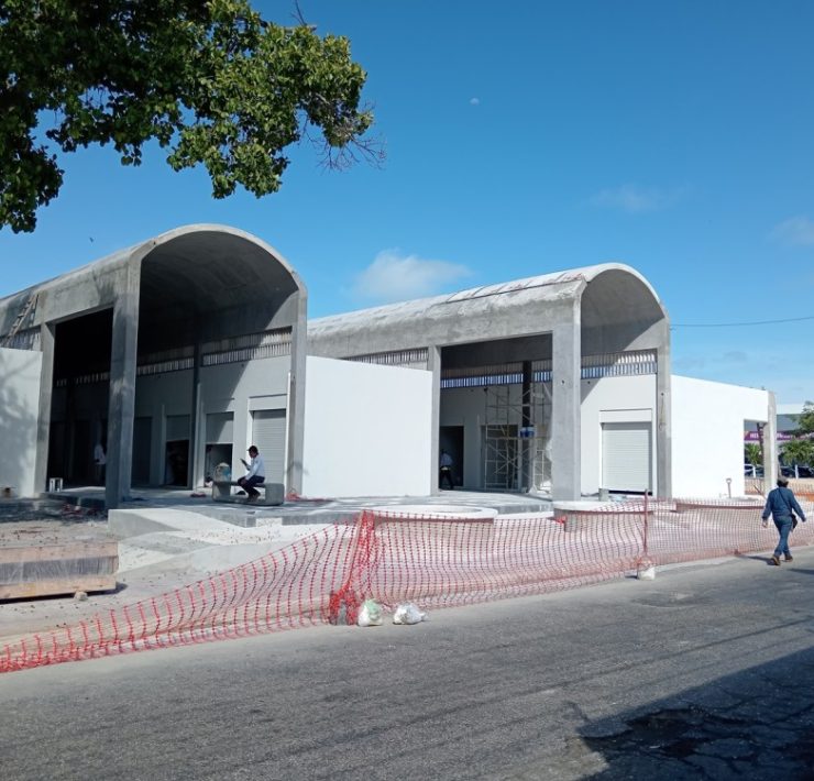 Artesanos desconocen la fecha en que concluirá el Mercado de Artesanías