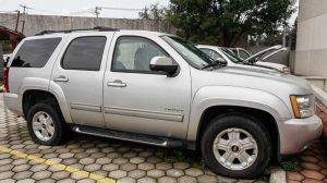Vehículo blindado Chevrolet Tahoe 2013, uno de los lotes más llamativos que el INDEP invita a participar en la subasta en línea.