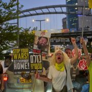 Israel condiciona el fin de los bombardeos en Gaza