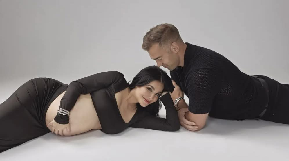 Martha Higareda y Lewis Howes anuncian que serán padres de gemelos