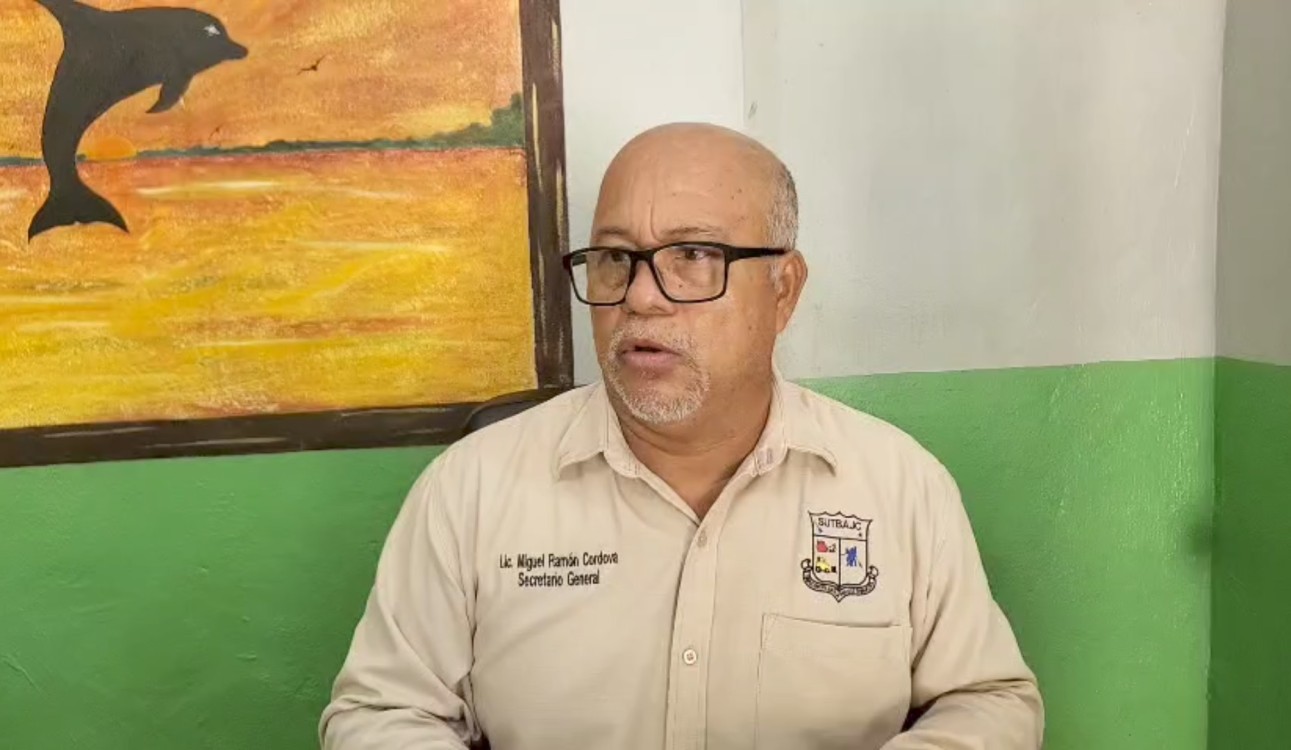 Romeo Reyes paga salario de hambre a trabajadores de la Junta Municipal de Atasta