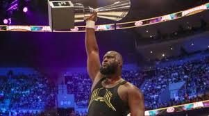 El representante de la WWE, Omos, ganó la renovada edición de la Copa Bardahl, al eliminar a La Parka.