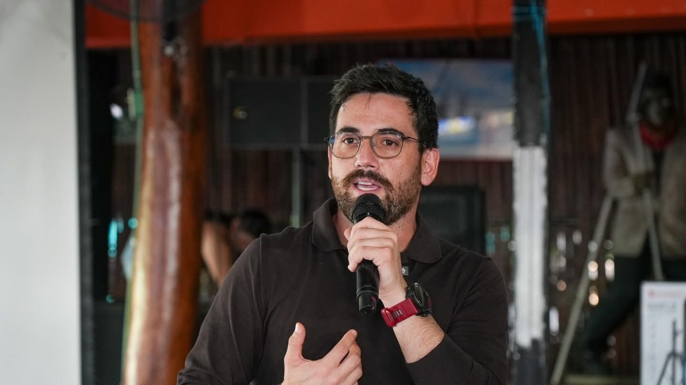 Óscar Rébora