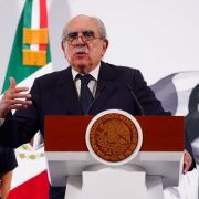 Pablo Gómez deja la UIF para encabezar la Comisión de Reforma Electoral