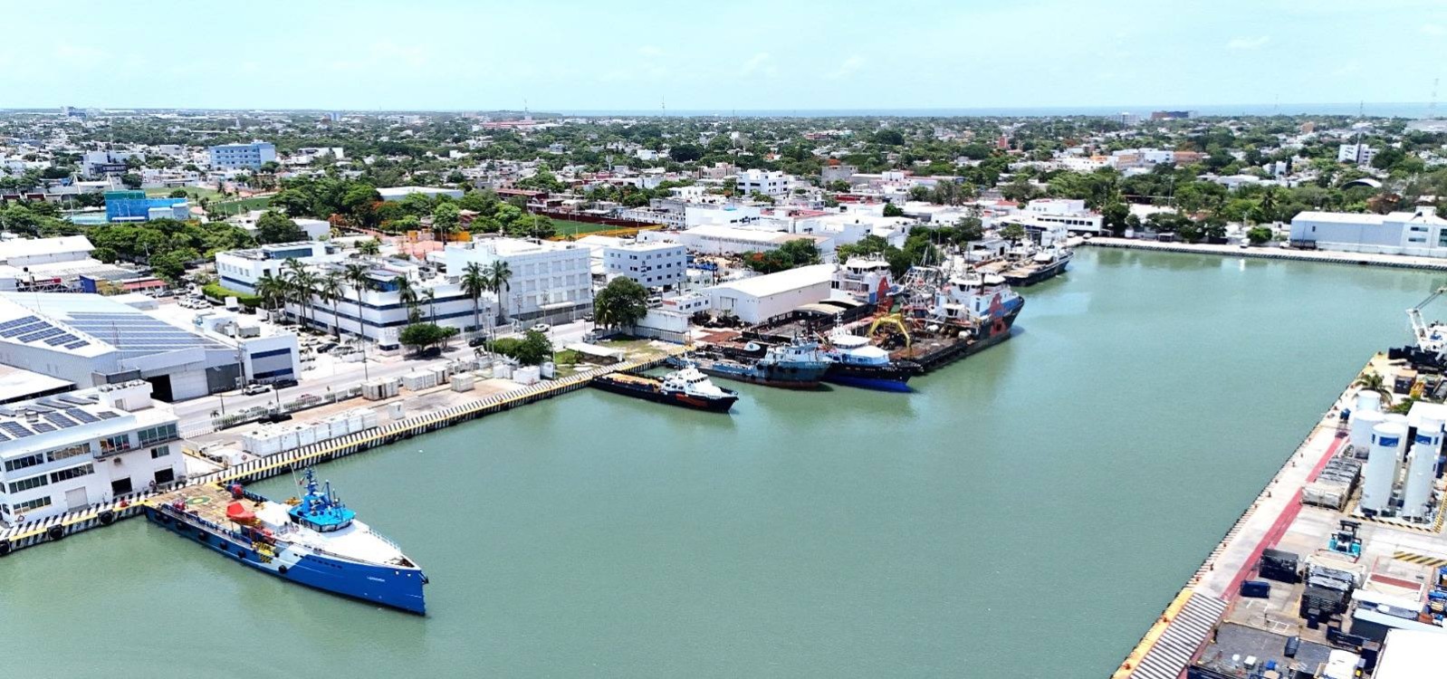 Urge mantenimiento integral al Puerto Isla del Carmen