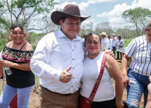 Productores de Kinchil reciben con entusiasmo el sistema de riego solar que garantiza agua sin costo y promueve la justicia social con riego solar en Kinchil.