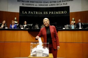 La senadora yucateca destacó su compromiso de fortalecer la democracia y la 4T.