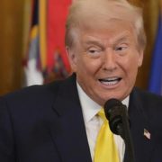 Trump sobre México y Canadá