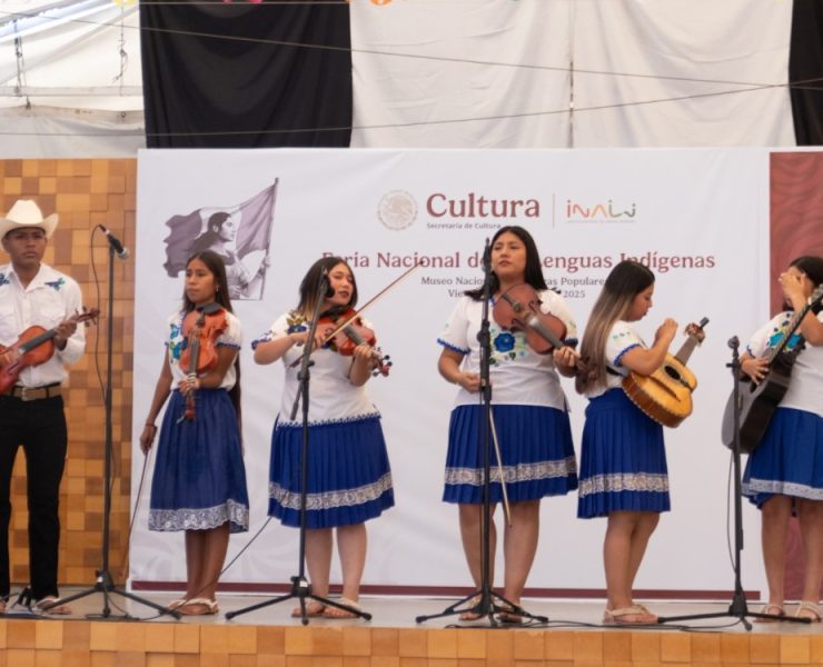 Mujeres indígenas toman la voz en la FLIN 2025 para defender las lenguas originarias