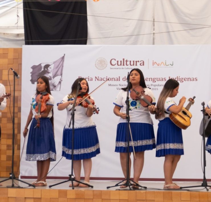 Mujeres indígenas toman la voz en la FLIN 2025 para defender las lenguas originarias