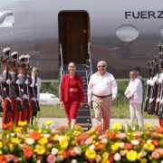 Claudia Sheinbaum inicia en Guatemala una gira estratégica por Centroamérica