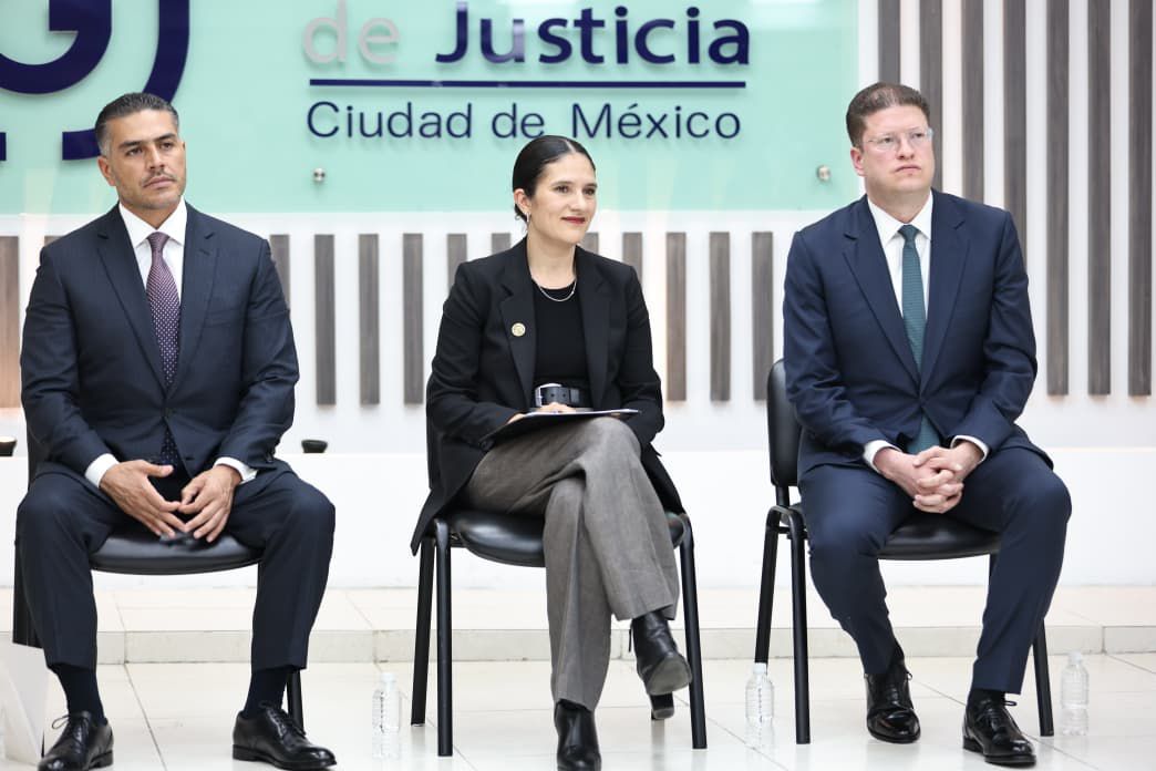 https://lachispa.mx/politica/sheinbaum-reafirma-independencia-en-politica-de-seguridad-nunca-habra-subordinacion/