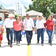 Gobierno del Pueblo entrega beneficios