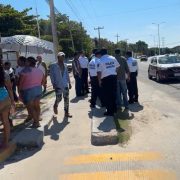 Manifestantes liberan avenida Isla de Tris