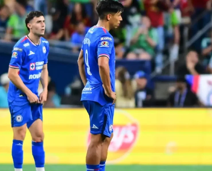 ¡Se descarriló el Cruz Azul de Larcamón con una goleada histórica!