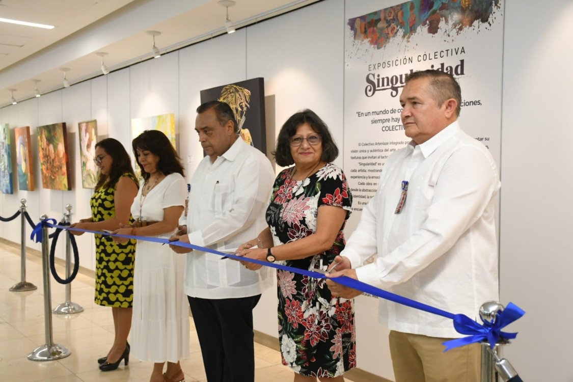 Aeropuerto de Mérida inaugura la exposición colectiva