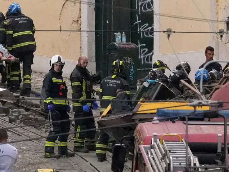 Descarrilamiento de funicular en Lisboa deja varios fallecidos y heridos