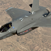 EEUU derribará aviones venezolanos si los considera una amenaza contra su país