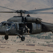 EEUU manda helicópteros militares a Panamá incrementando aún más la tensión