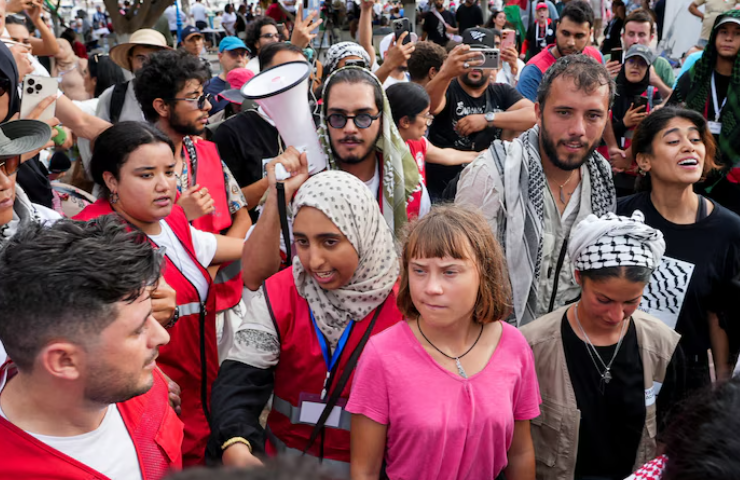 Incendio en la flotilla humanitaria de Greta Thunberg ¿Que pasa en Medio Oriente?