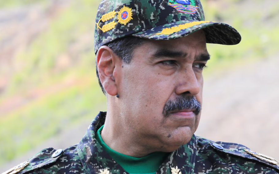 Maduro reafirma su postura: "Nadie nos quitará la felicidad"