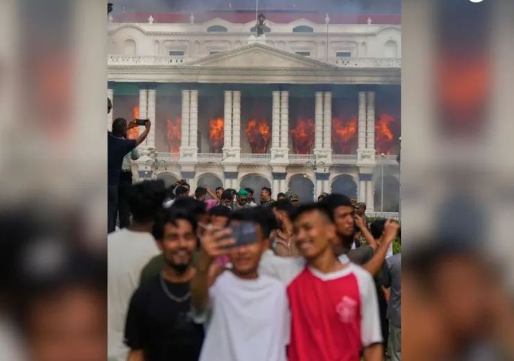 Una selfie en Nepal se vuelve viral por el contexto político que vive el país