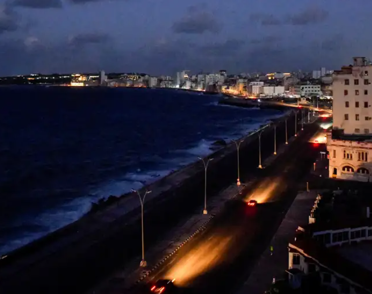 Cuba sufre nuevo apagón total debido a una crisis energética