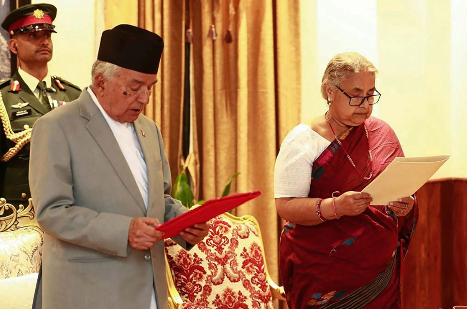 ¿Quién es Sushila Karki, la nueva primera ministra de Nepal?