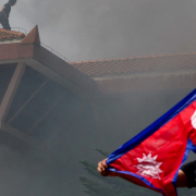 Levantan toque de queda en Nepal tras devastadoras protestas que cambiaron al país