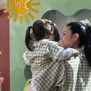 Cazzu celebra el segundo cumpleaños de su hija con una fiesta mágica