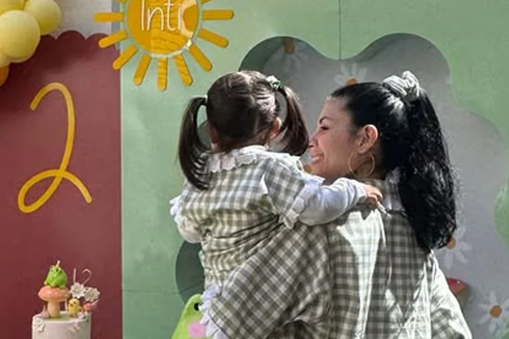 Cazzu celebra el segundo cumpleaños de su hija con una fiesta mágica