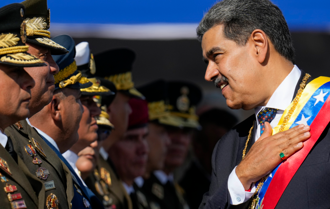 Maduro desmiente acusaciones y señala a Colombia