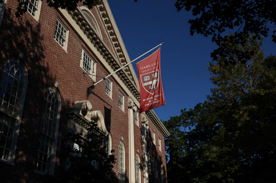 Nuevas políticas de Trump sacuden a Harvard
