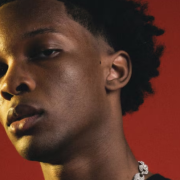 El cantante D4vd canceló su gira debido a una investigación policial