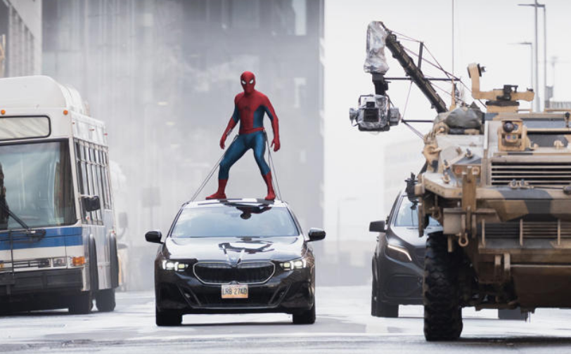 El regreso del Spider-Man callejero: lo que prometía Holland antes del accidente