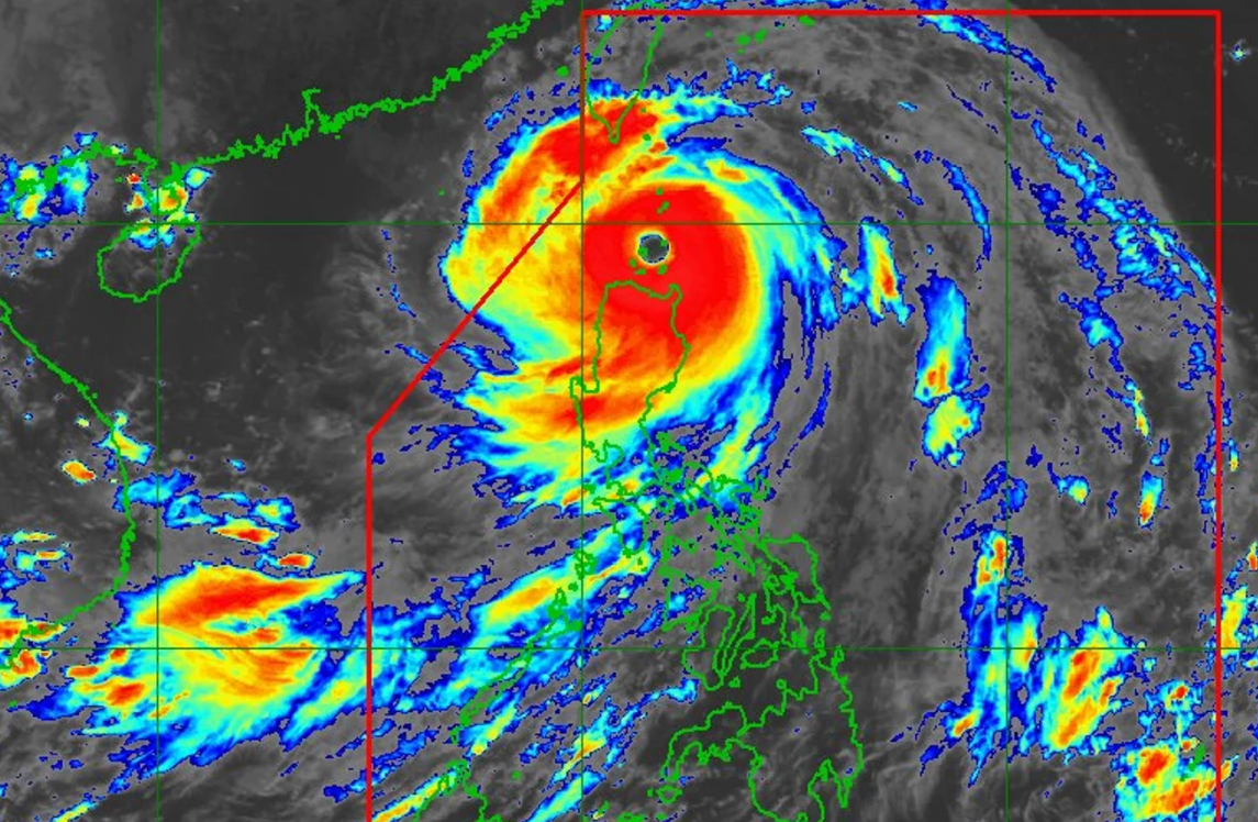 Ciudad en China paralizada por tifón Ragasa: caos en Shenzhen y Hong Kong