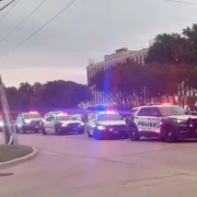 Tiroteo en oficina del ICE deja heridos y al menos un fallecido