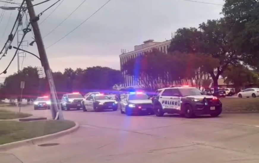 Tiroteo en oficina del ICE deja heridos y al menos un fallecido