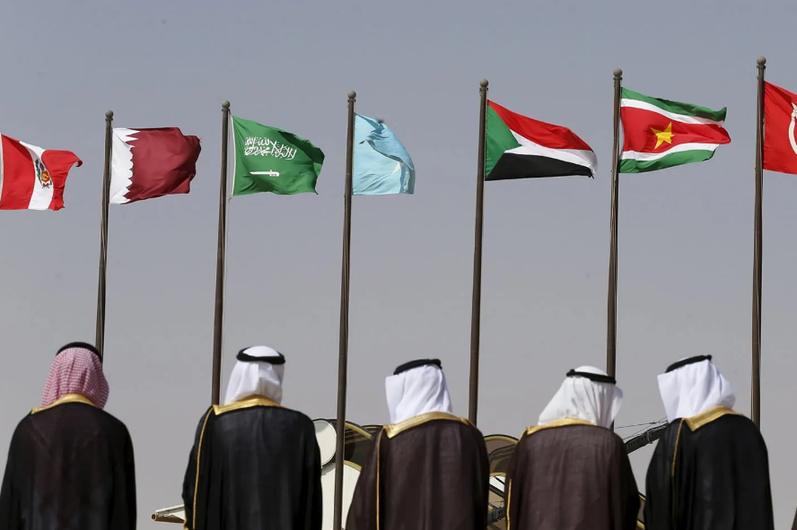 ¿Por qué Qatar reúne países árabes en esta cumbre histórica?