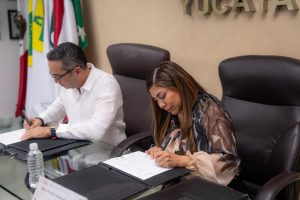 Gracias a un convenio interinstitucional, derechohabientes del IMSS podrán acceder a terapias y servicios de rehabilitación en el CREE, además de reforzar la entrega sin costo de prótesis y ayudas funcionales para las familias