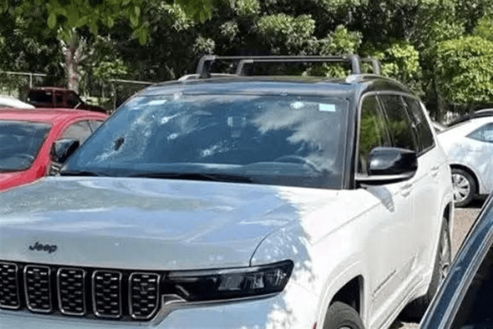 Disparos contra camioneta en la que iba la nieta del gobernador de Sinaloa