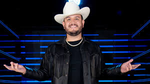 Edén Muñoz, ex vocalista de Calibre 50, será el cantante invitado para el grito en Yucatán, deleitando al público con sus éxitos en la gran celebración.