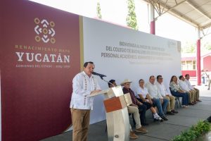 Cobay Tizimín recibirá laboratorio rehabilitado, equipo de cómputo y cancha de fut-7